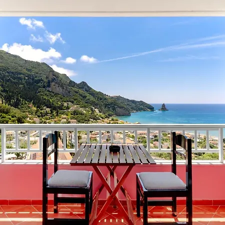 The Pink Palace Хостел